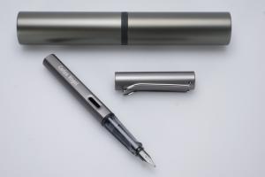 Gravieren von Füllern aus Aluminium
